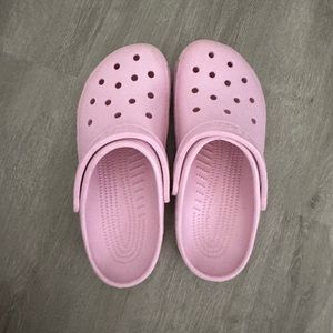 Women’s crocs